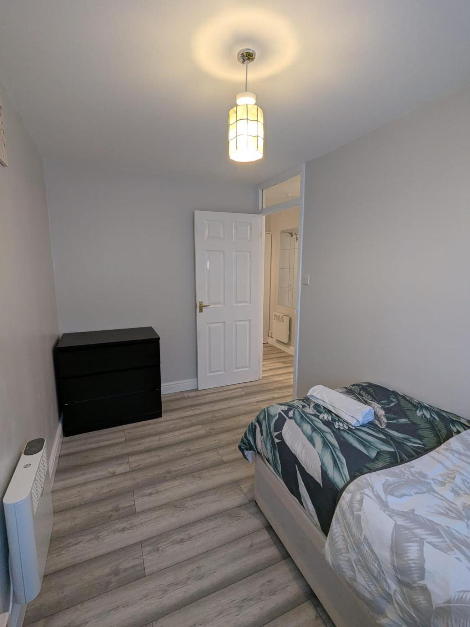 A&A Apartment Basildon Nevendon Εξωτερικό φωτογραφία